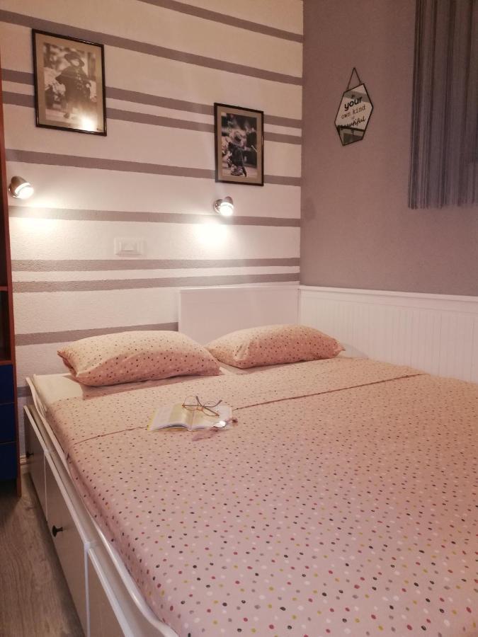 Hotel Apartman Komadina Makarska Esterno foto