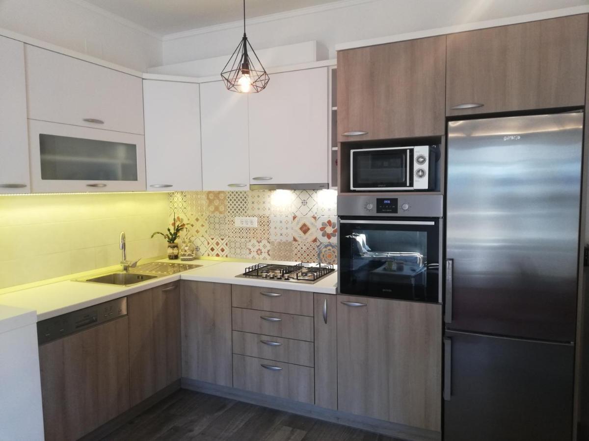Hotel Apartman Komadina Makarska Esterno foto